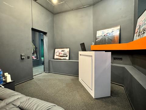 коммерческая по адресу Ивана Мазепы ул. (Январского Восстания), 3