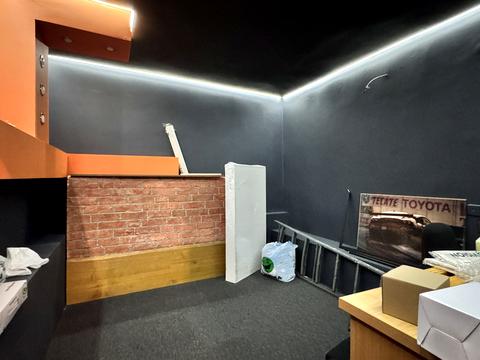 коммерческая по адресу Ивана Мазепы ул. (Январского Восстания), 3