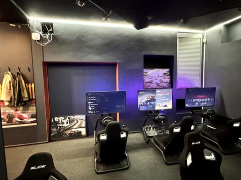 коммерческая по адресу Ивана Мазепы ул. (Январского Восстания), 3