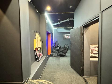 коммерческая по адресу Ивана Мазепы ул. (Январского Восстания), 3