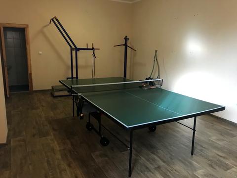 комерційна за адресою Карпатська вул., 178