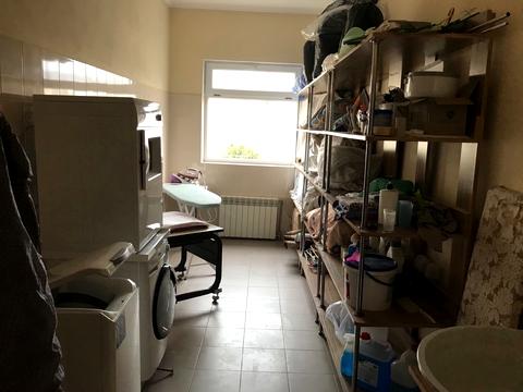 комерційна за адресою Карпатська вул., 178