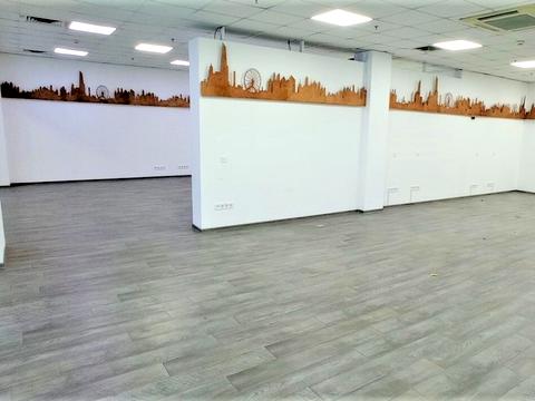 комерційна за адресою Богдана Хмельницького вул., 24