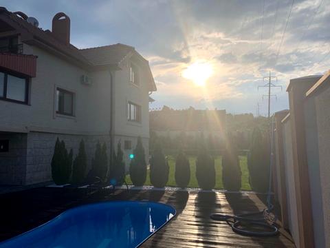 будинок за адресою Золотиста вул.