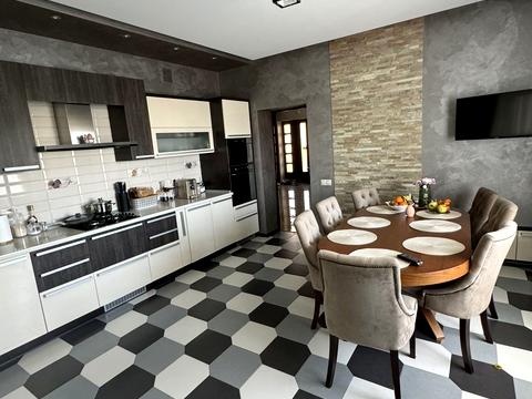 будинок за адресою Золотиста вул.