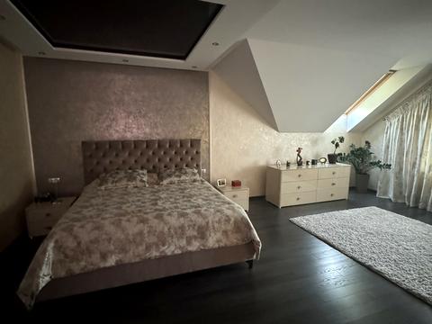 будинок за адресою Золотиста вул.