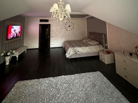 будинок за адресою Золотиста вул.