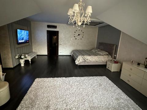 будинок за адресою Золотиста вул.