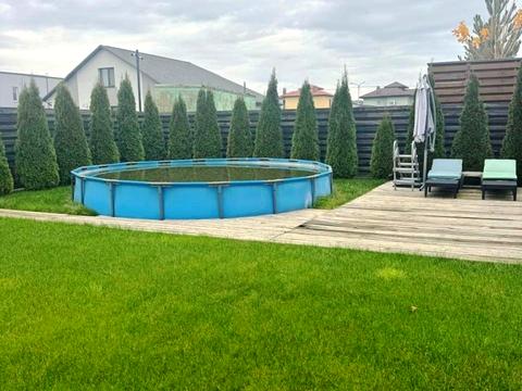 будинок за адресою Озерна