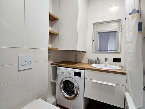 квартира по адресу Олександра Олеся ул., 2-Б