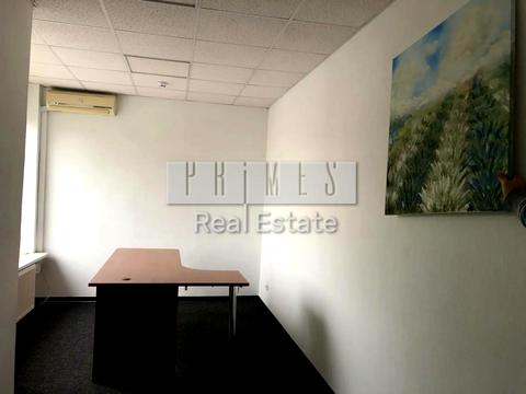 комерційна за адресою Болсуновська вул. (Сергія Струтинського), 8