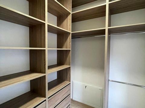 будинок за адресою Приозерна вул.