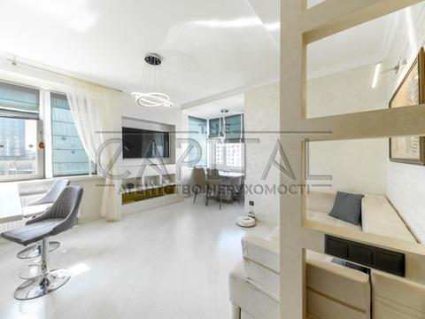 квартира по адресу Академика Глушкова просп., 9-Д