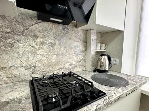 квартира за адресою Усп-Троїцька, 45