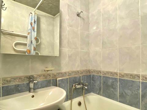 кімната за адресою Гетьмана Павла Скоропадського вул. (Льва Толстого), 49