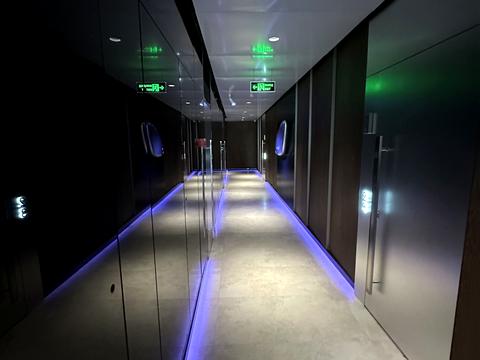 комерційна за адресою Іоанна Павла II вул. (Патріса Лумумби), 12