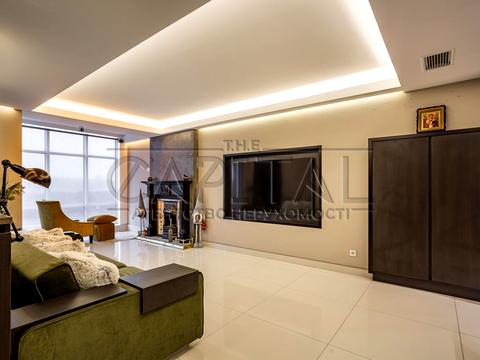 квартира за адресою Дніпровська набережна вул., 1