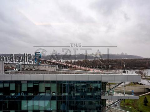 квартира за адресою Дніпровська набережна вул., 1