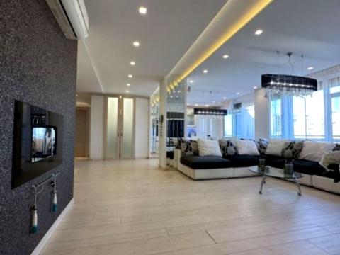 квартира по адресу Днепровская набережная ул., 18-Б