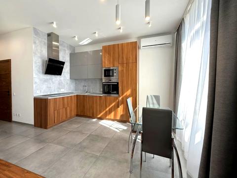 квартира по адресу Жилянская ул., 68