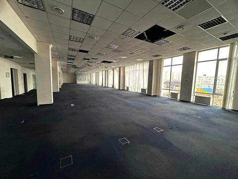 коммерческая по адресу Якова Гніздовського ул. (Магнітогорська), 1