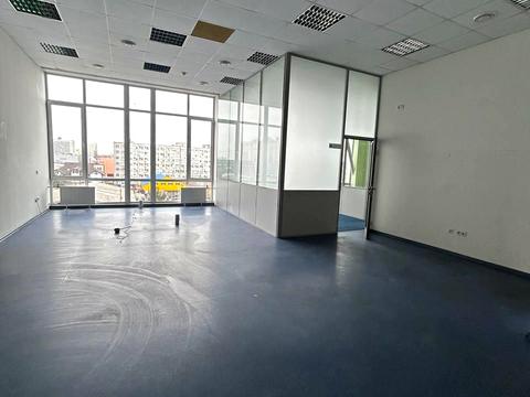 коммерческая по адресу Якова Гніздовського ул. (Магнітогорська), 1