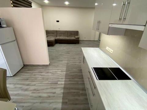 квартира за адресою Лабораторна вул., 31