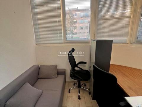 комерційна за адресою Андрія Верхогляда вул. (Михайла Драгомирова), 2-А