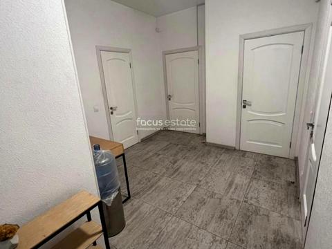 комерційна за адресою Андрія Верхогляда вул. (Михайла Драгомирова), 2-А