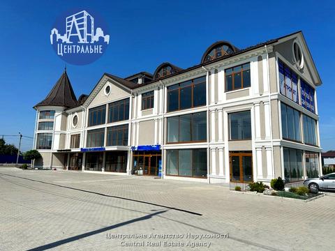 комерційна за адресою Хотинська вул., 39в