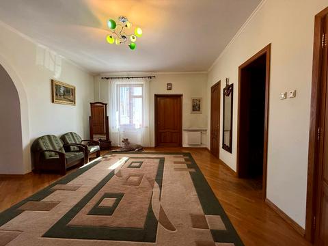 дом по адресу Квіткова ул., 1