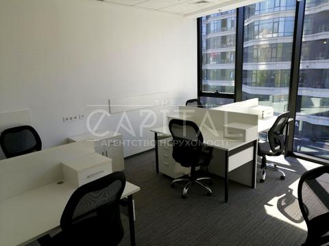 комерційна за адресою Болсуновська вул. (Сергія Струтинського), 13/15