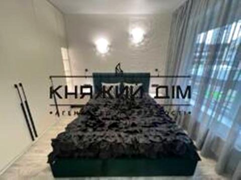 квартира за адресою Голосіївський просп. (40-річчя Жовтня), 76