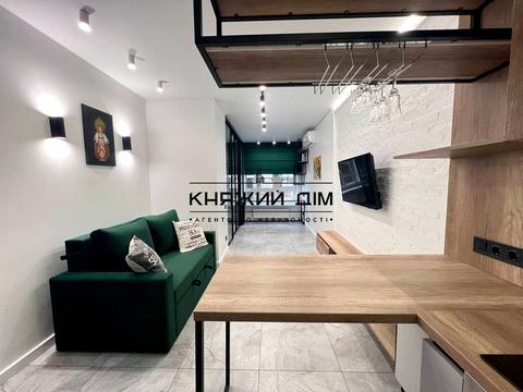 квартира за адресою Голосіївський просп. (40-річчя Жовтня), 76