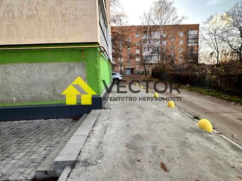 коммерческая по адресу Комарова, 7