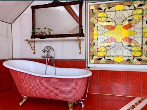 будинок за адресою Квітнева вул.