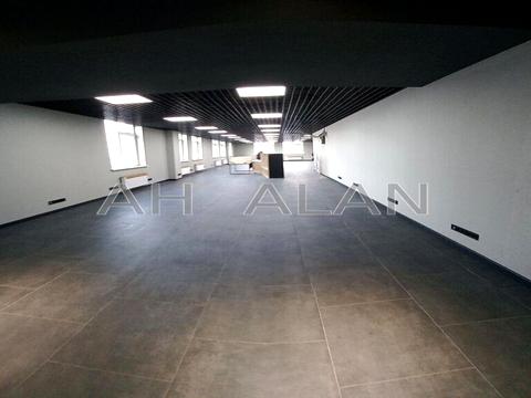 комерційна за адресою Степана Бандери просп. (Московський), 9Б