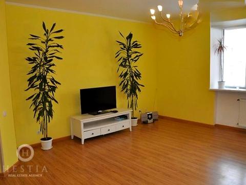 квартира за адресою Зодчих вул., 4