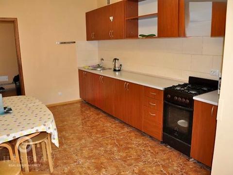 квартира за адресою Зодчих вул., 4