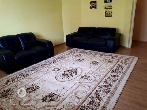 квартира за адресою Зодчих вул., 4