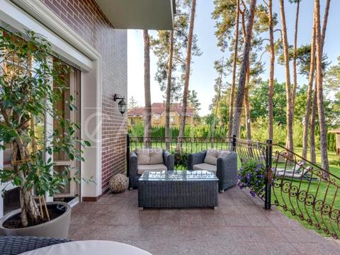 будинок за адресою с. Козин, Партизанська вул.