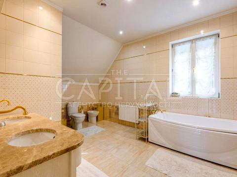 будинок за адресою с. Козин, Партизанська вул.