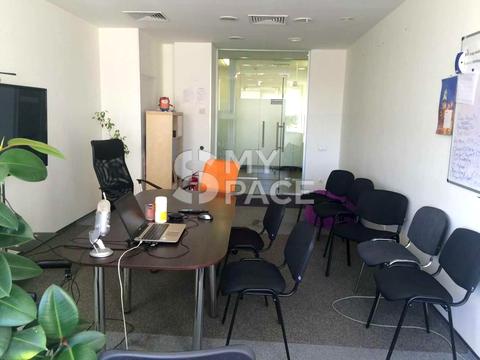 комерційна за адресою Євгена Сверстюка вул. (Марини Раскової), 2-А