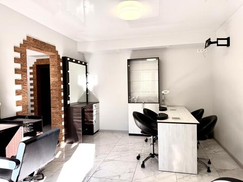 комерційна за адресою Ясинуватський пров., 11