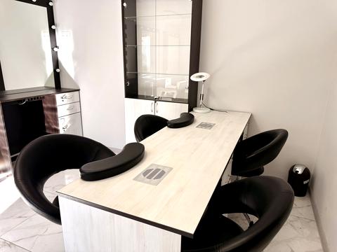 комерційна за адресою Ясинуватський пров., 11