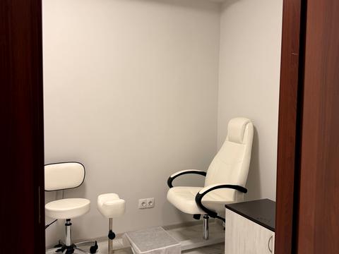 комерційна за адресою Ясинуватський пров., 11