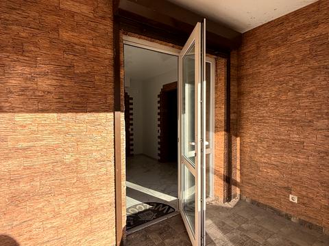 комерційна за адресою Ясинуватський пров., 11