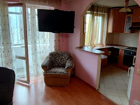 квартира за адресою Вука Караджича вул., 14