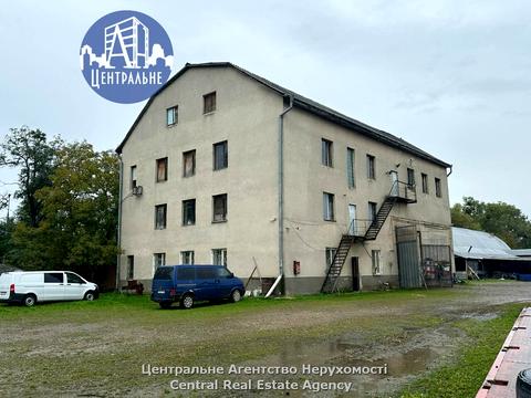 комерційна за адресою Чернівці, Ярослава Мудрого вул. (Моріса Тореза), 31-А