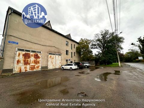 комерційна за адресою Чернівці, Ярослава Мудрого вул. (Моріса Тореза), 31-А